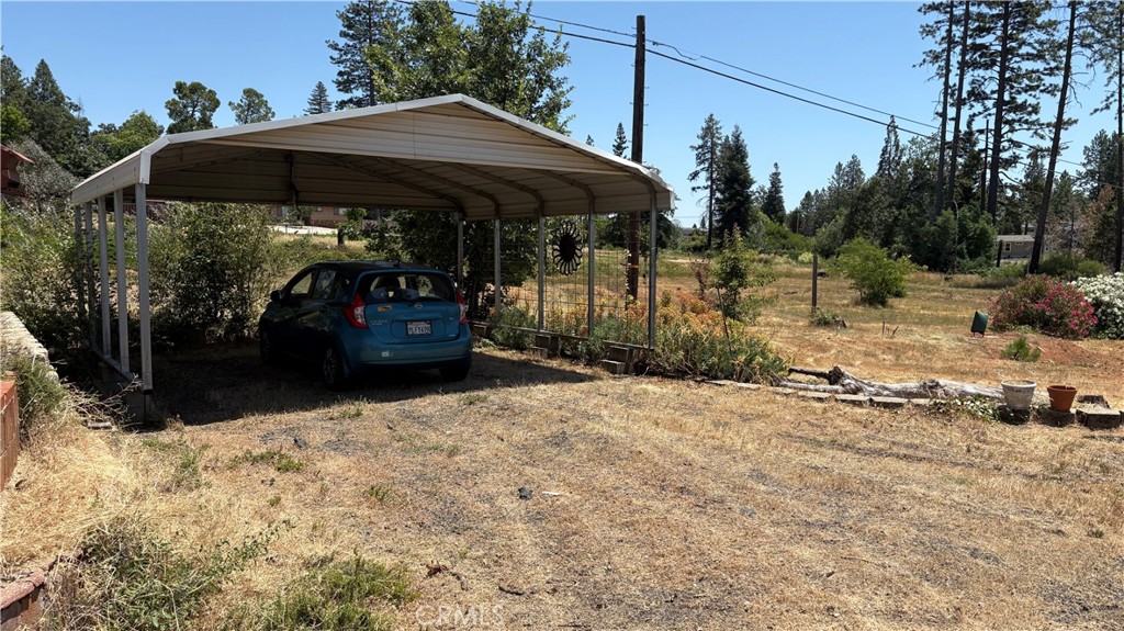 5948 Copeland Road Property Photo 3