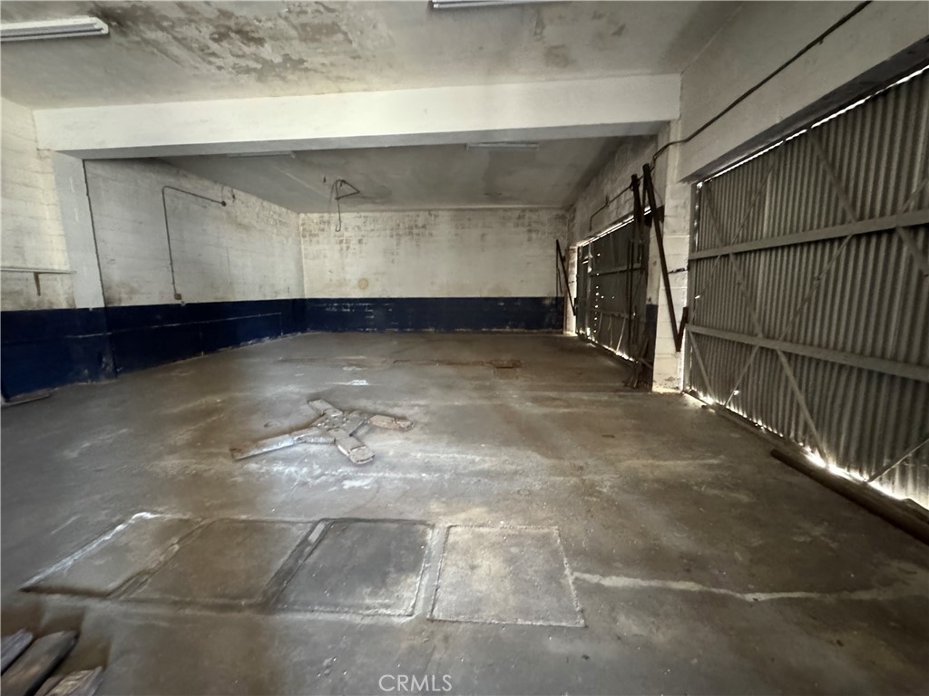 1812 S Pacific Avenue Property Photo 3