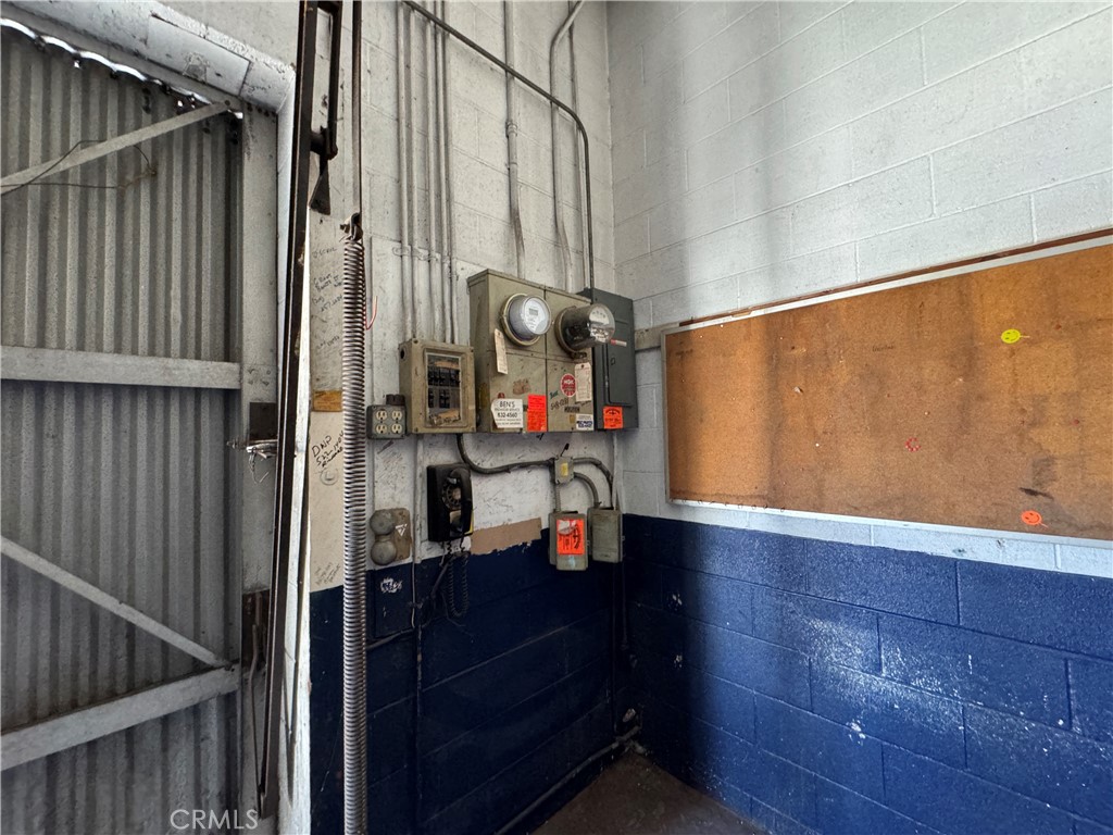 1812 S Pacific Avenue Property Photo 4