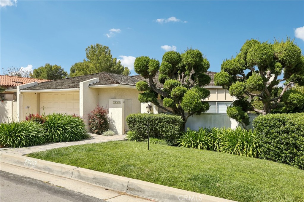 1917 Via Estudillo Property Photo