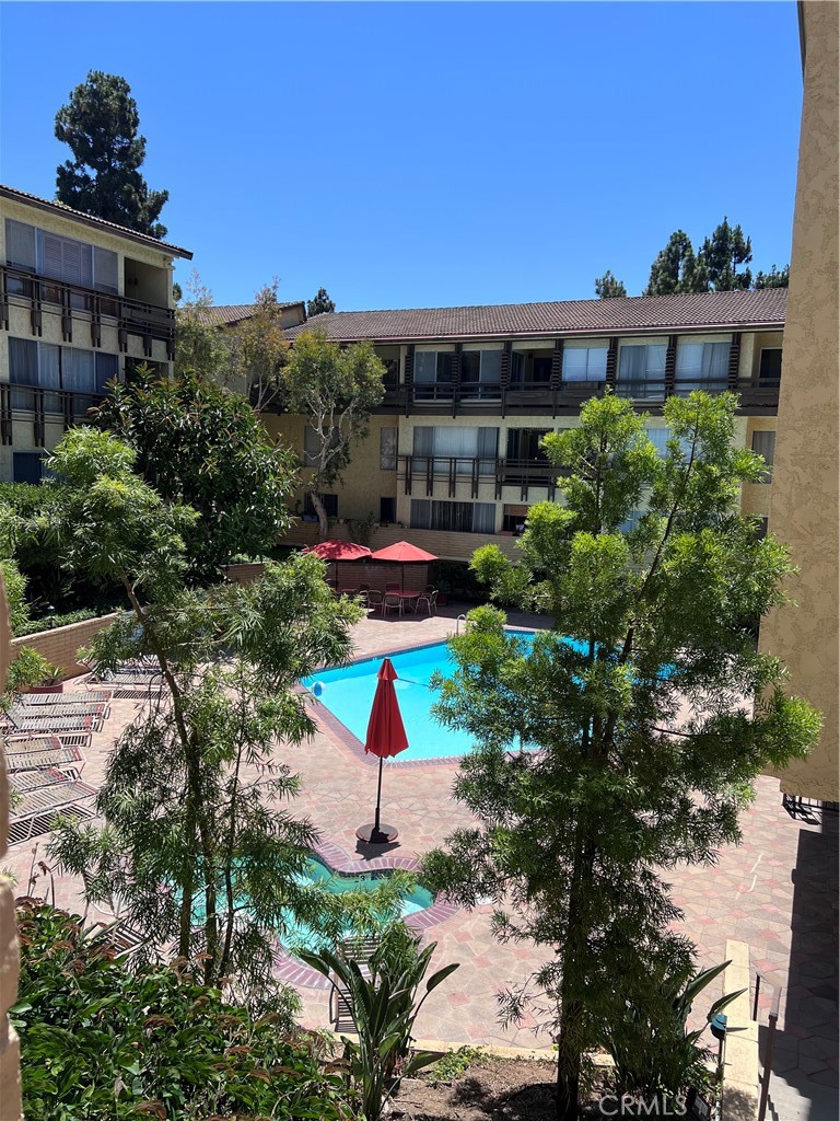 5600 Kensington Way 209 Property Photo 1