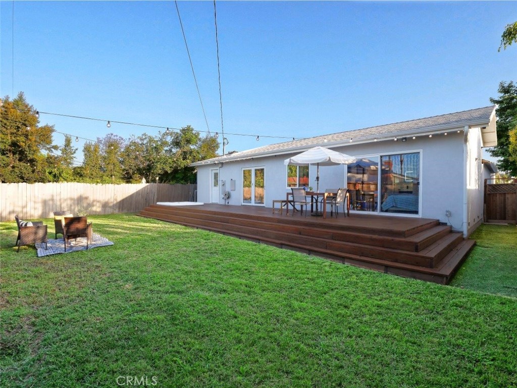 5435 W 76th Street Property Photo 8