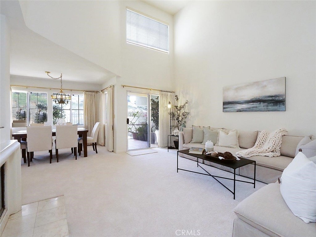 34 Via Capri Property Photo 1