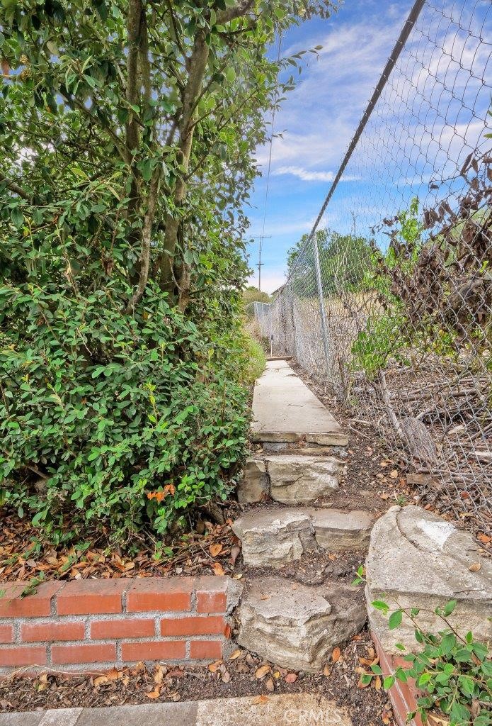 27045 Shorewood Road Property Photo 28
