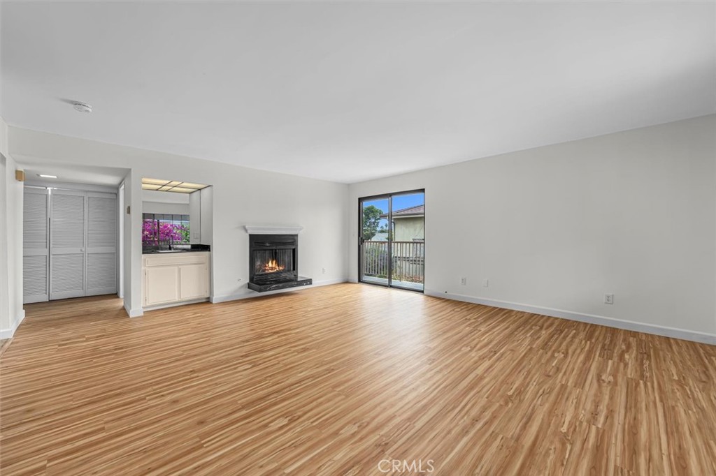 15716 S Normandie Ave 4 Property Photo 3