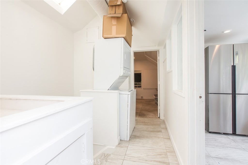 757 Pier Avenue Property Photo 36