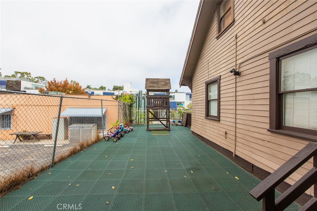757 Pier Avenue Property Photo 37