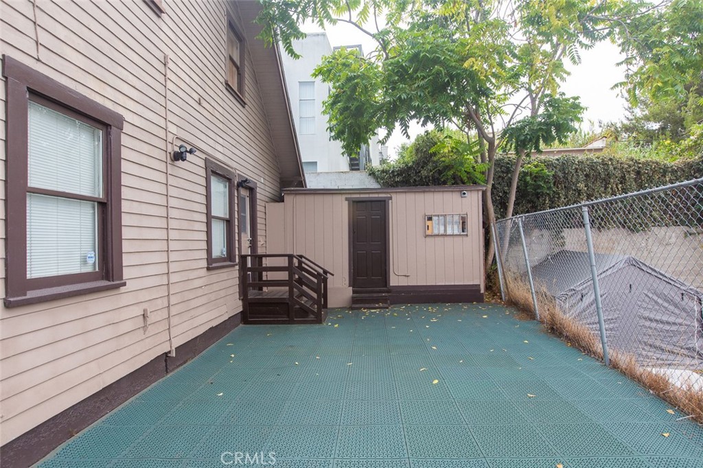 757 Pier Avenue Property Photo 40