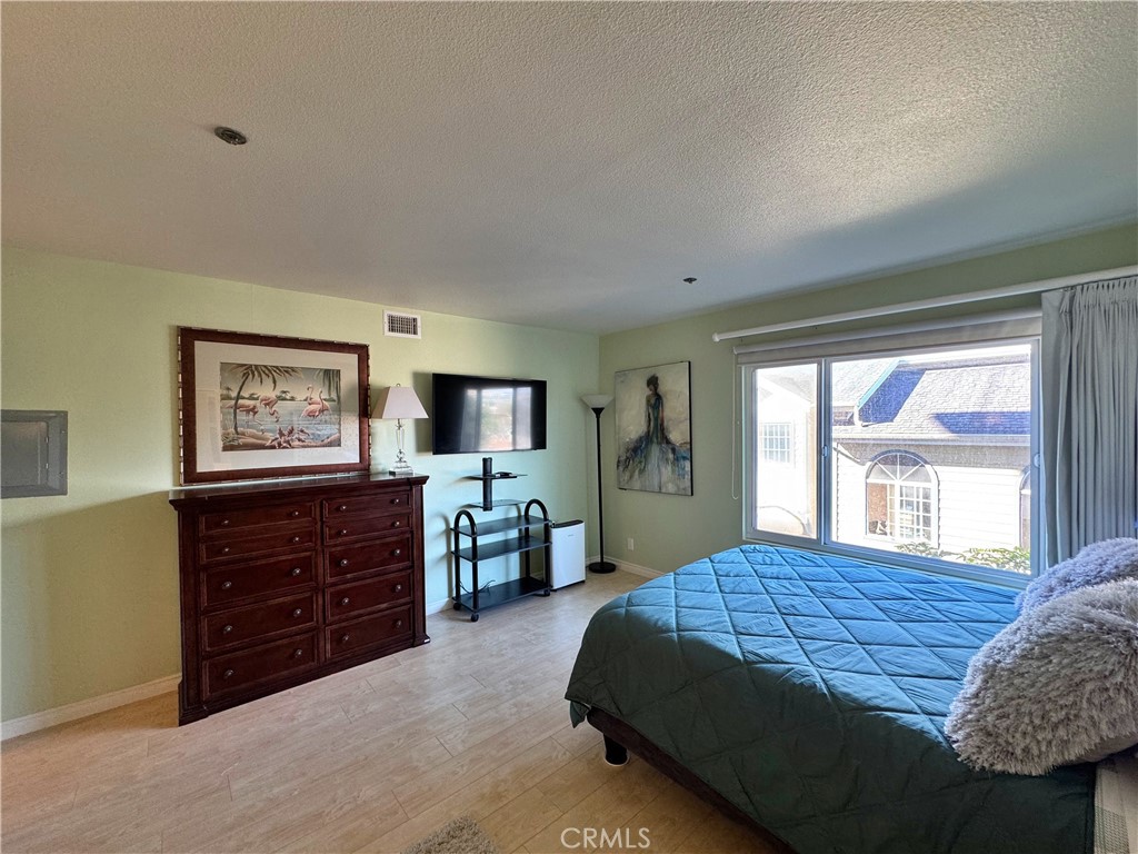 230 S Catalina 203 Property Photo 30