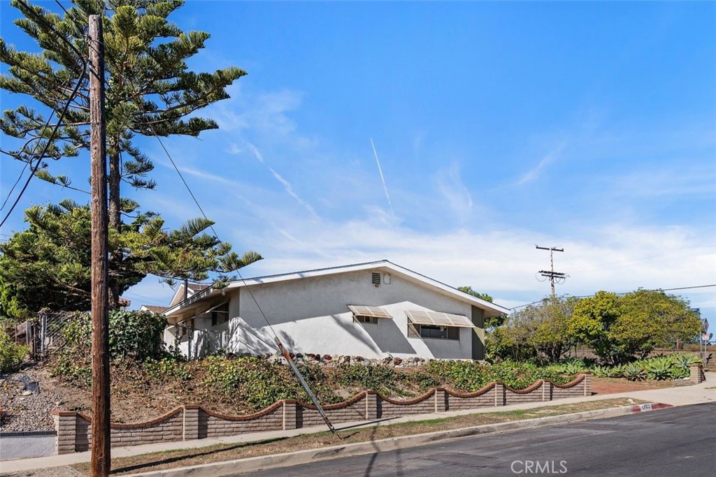 1703 Pescadores Property Photo 1