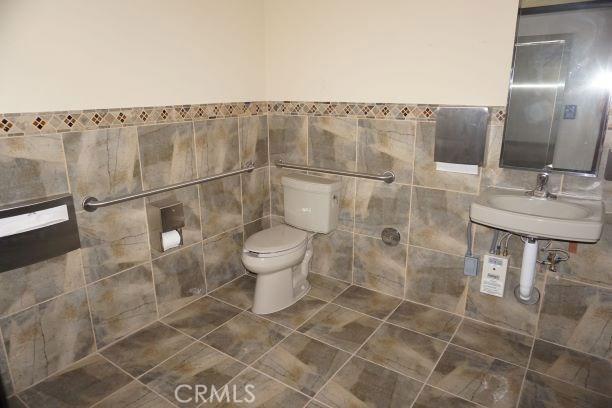 3175 Old Conejo Road 202 Property Photo 7