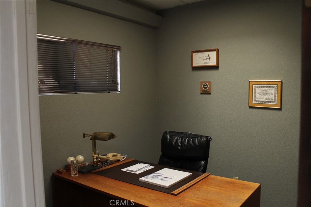 4541 Artesia Property Photo 13