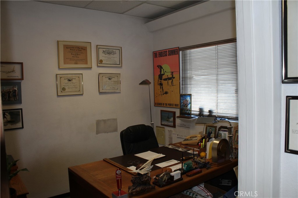 4541 Artesia Property Photo 17