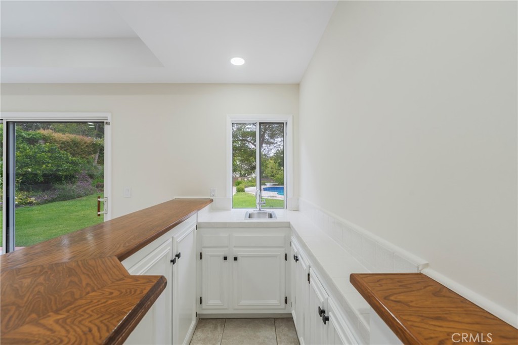 10 Horseshoe Property Photo 18