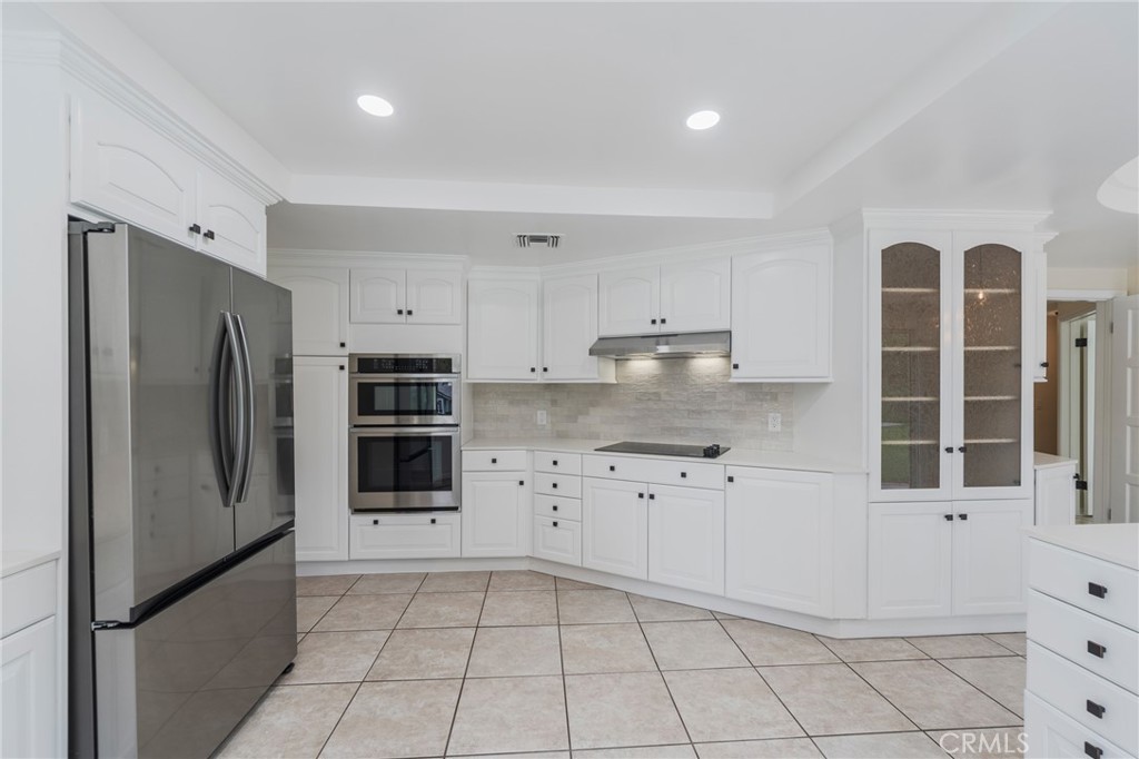 10 Horseshoe Property Photo 28