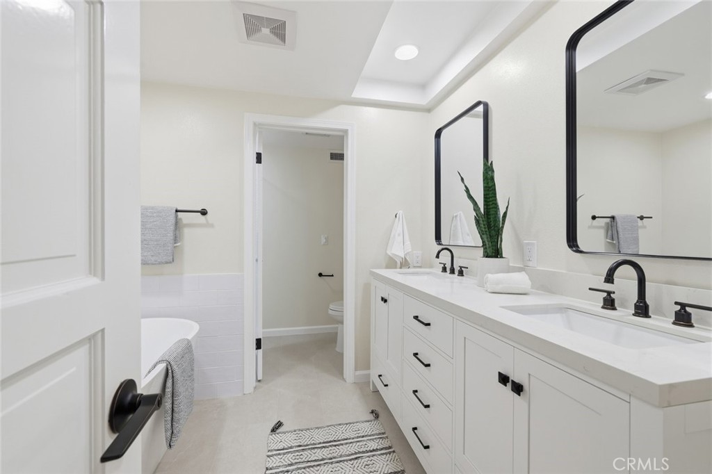 10 Horseshoe Property Photo 50
