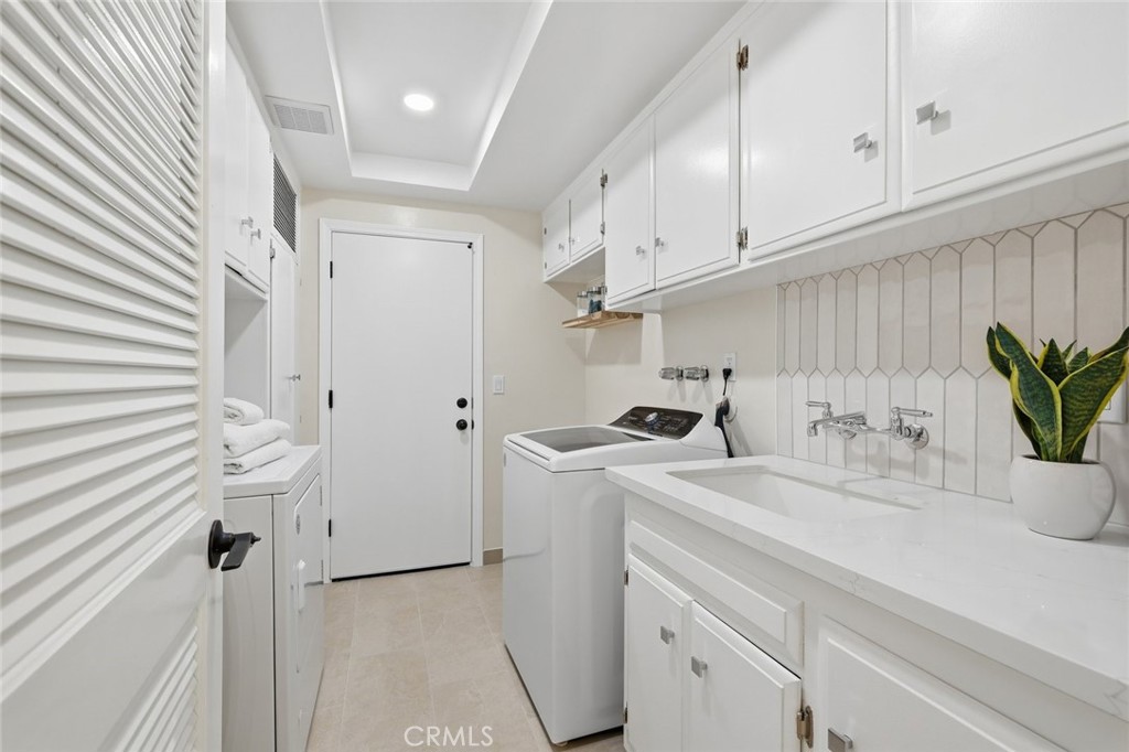 10 Horseshoe Property Photo 54