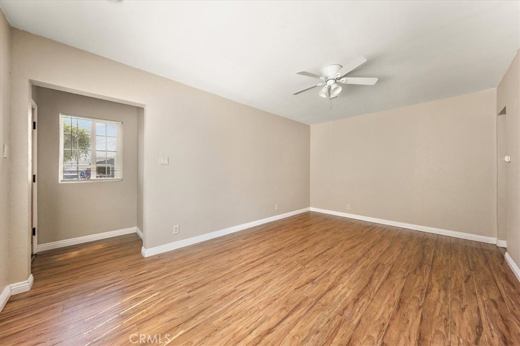 410 E 21st Street Property Photo 7