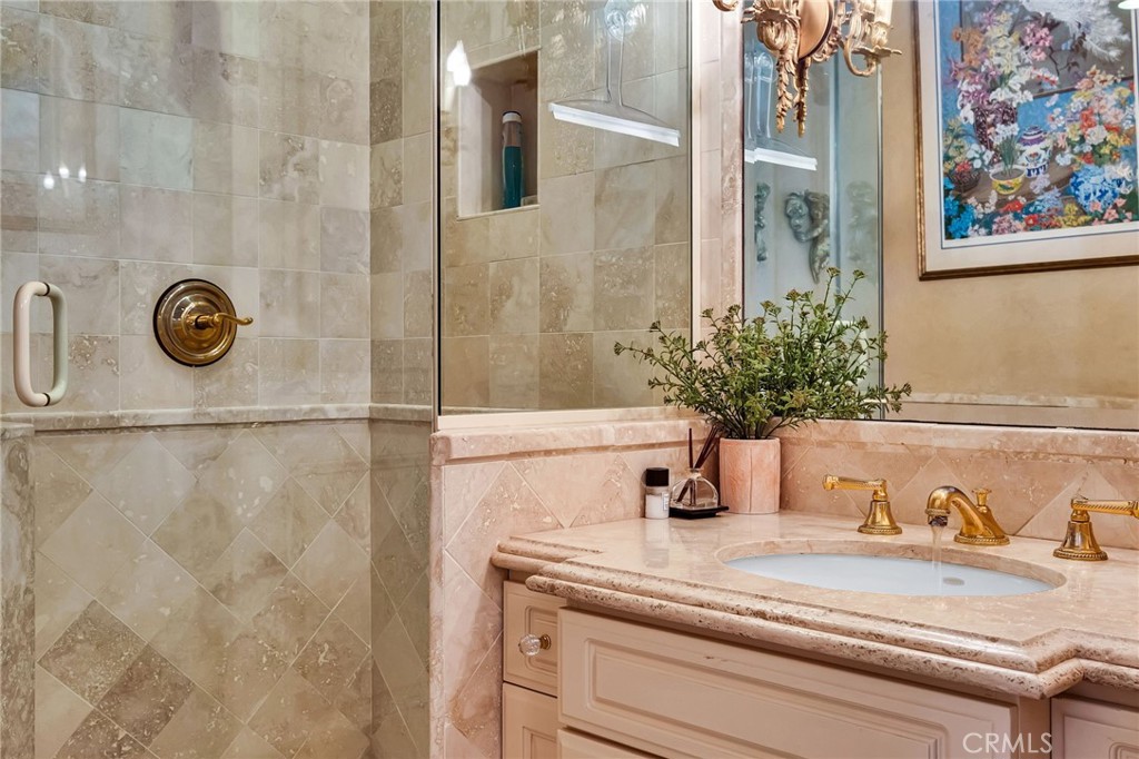 71 Marguerite Property Photo 40