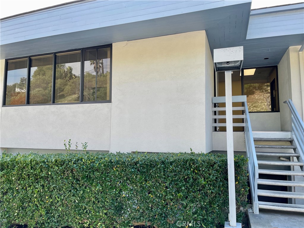 430 Silver Spur Road 100 Property Photo 3