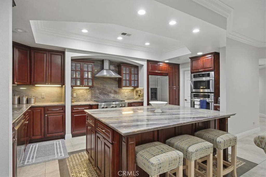 512 Esplanade 303 Property Photo 10