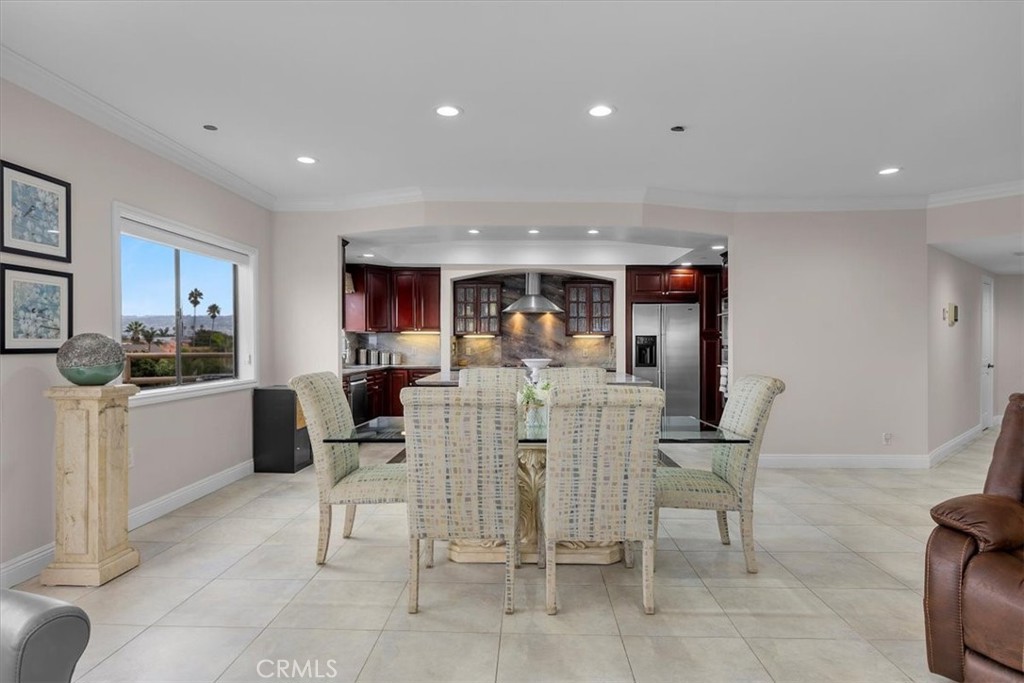 512 Esplanade 303 Property Photo 16