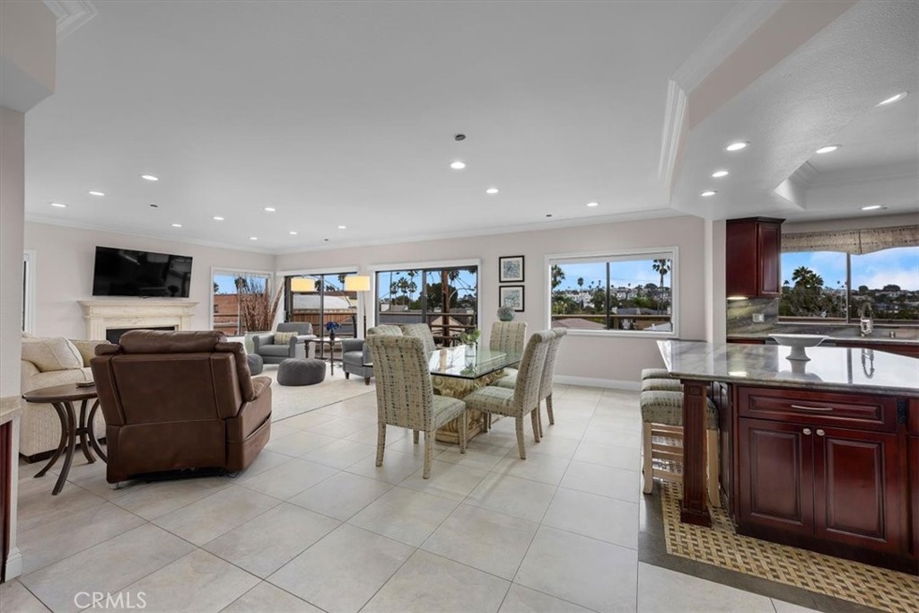 512 Esplanade 303 Property Photo 20