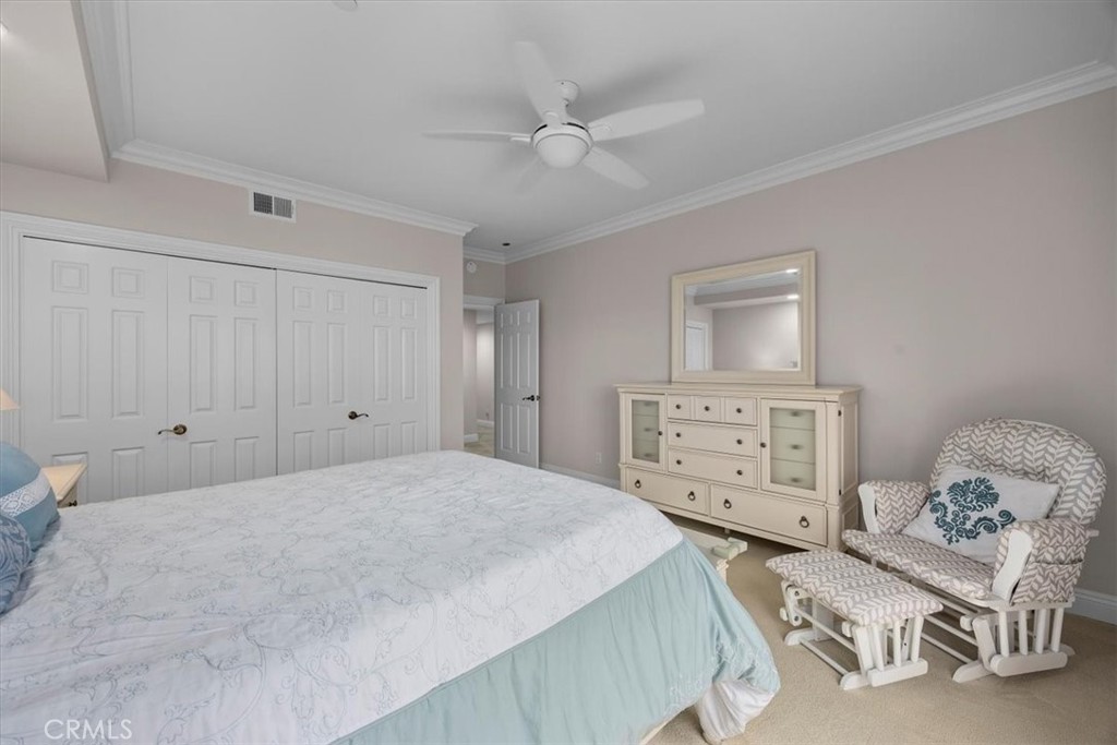 512 Esplanade 303 Property Photo 28