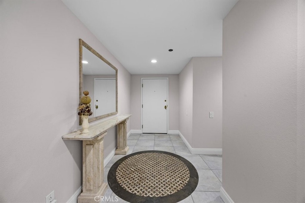 512 Esplanade 303 Property Photo 30