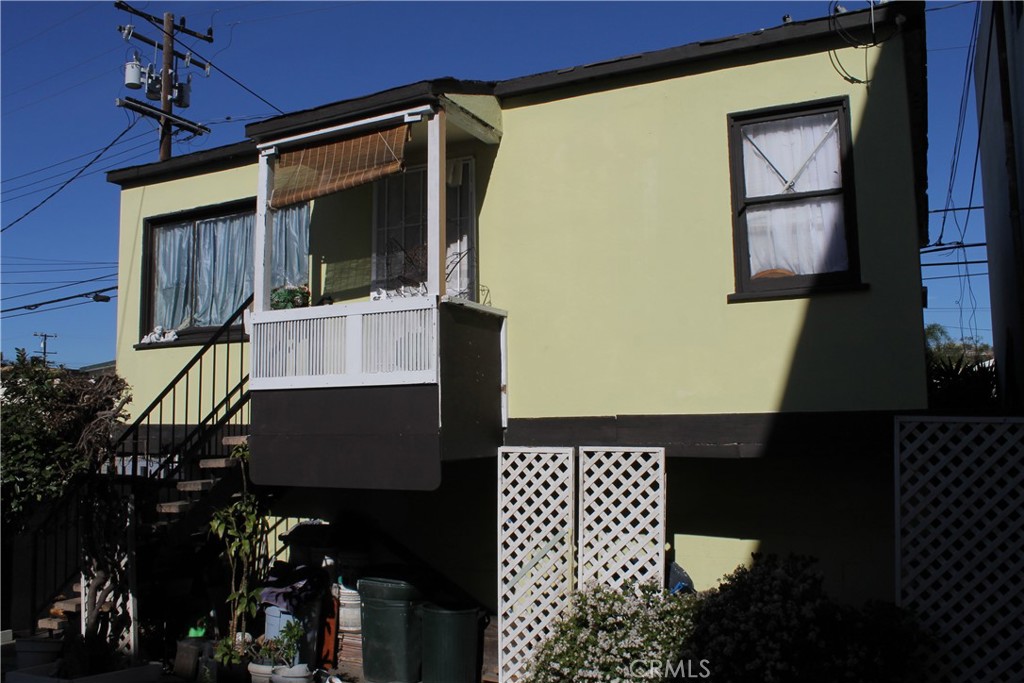 4541 Artesia Property Photo 1
