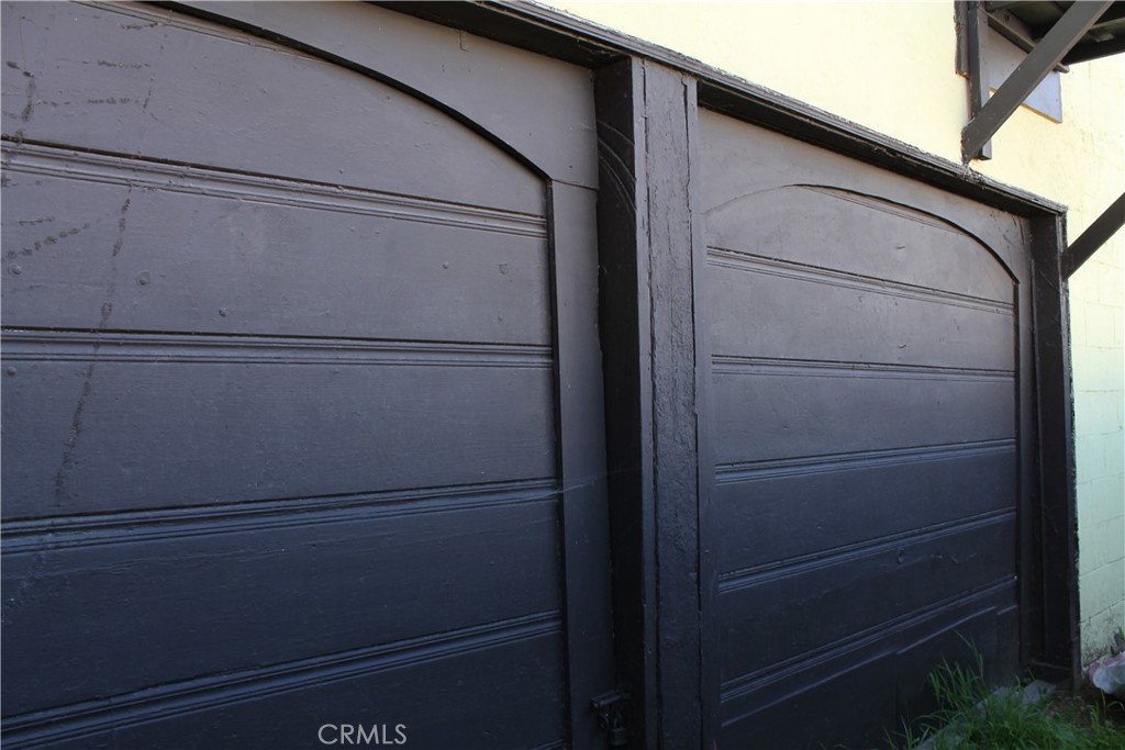 4541 Artesia Property Photo 6