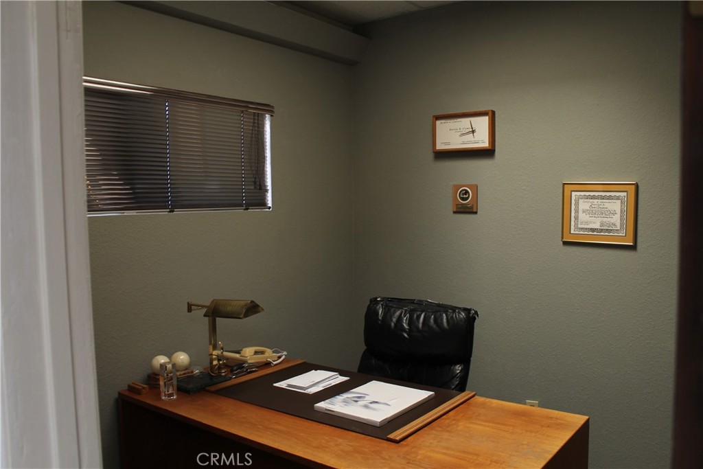 4541 Artesia Property Photo 29