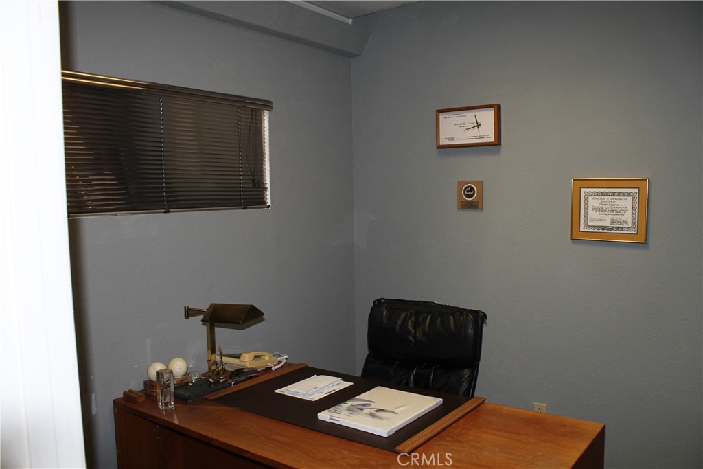 4541 Artesia Property Photo 30