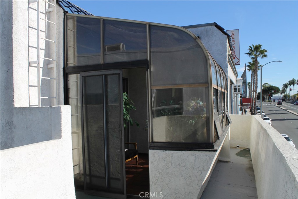 4541 Artesia Property Photo 41