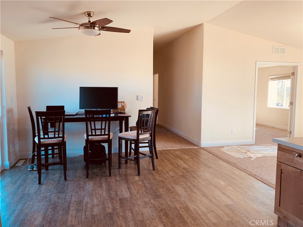 6185 Greenwood Drive Property Photo 4