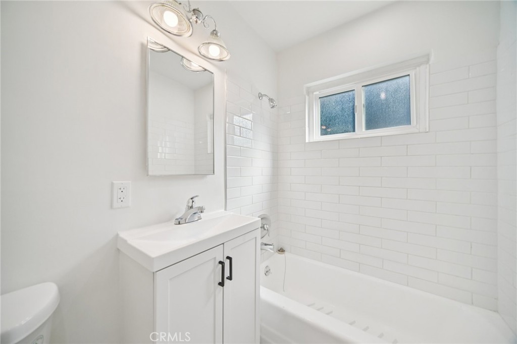 7745 Laurel Canyon Boulevard 1 Property Photo 15