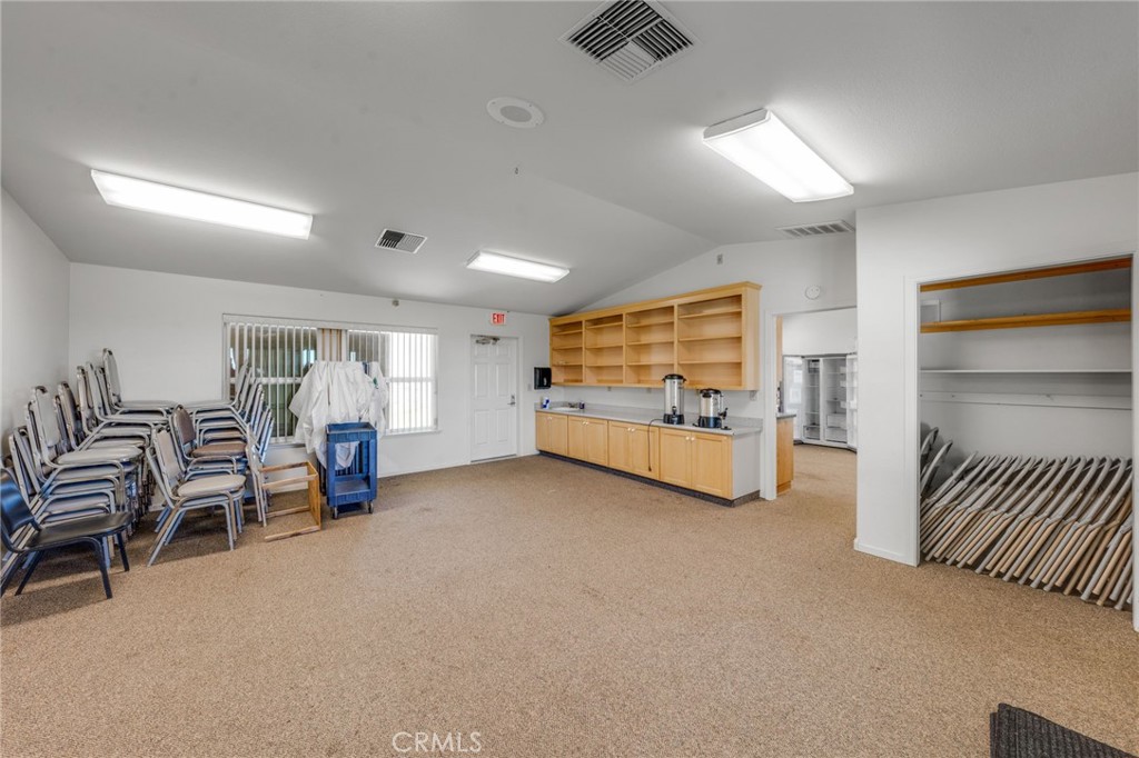 4505 Foothill Property Photo 18