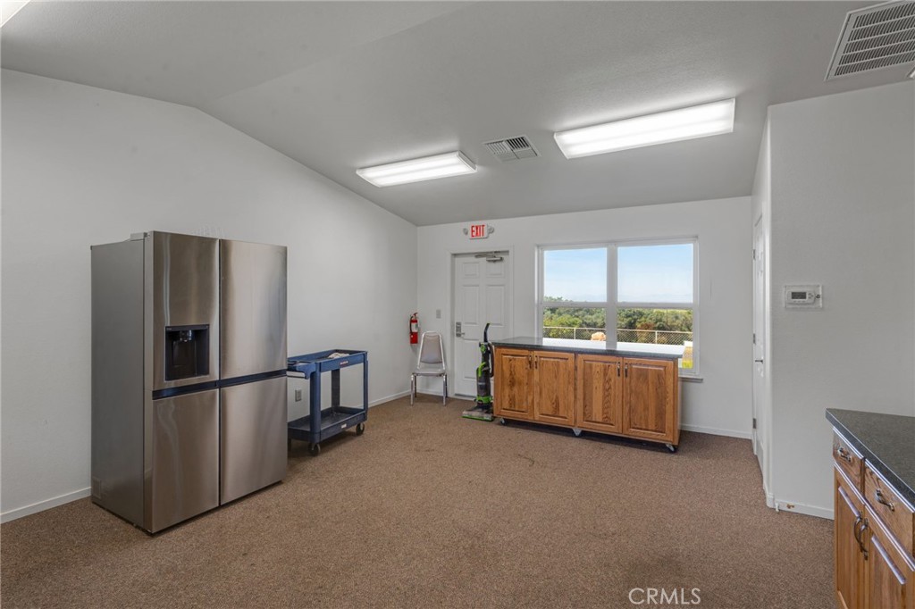4505 Foothill Property Photo 23