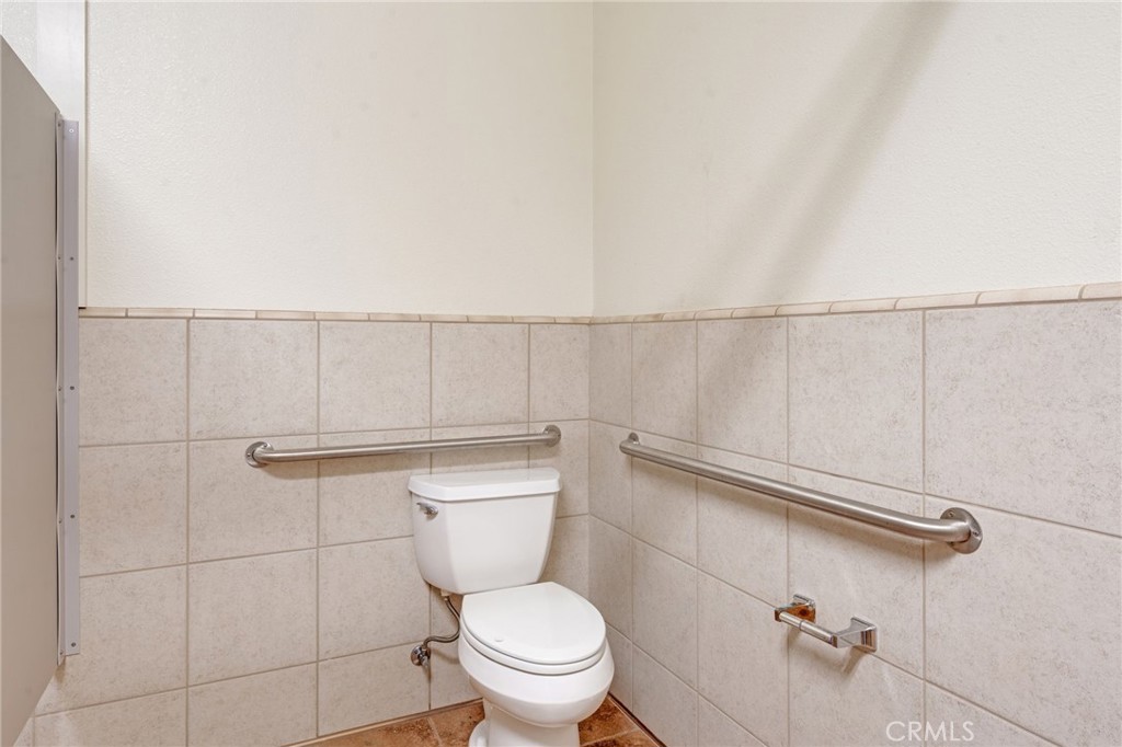 4505 Foothill Property Photo 30
