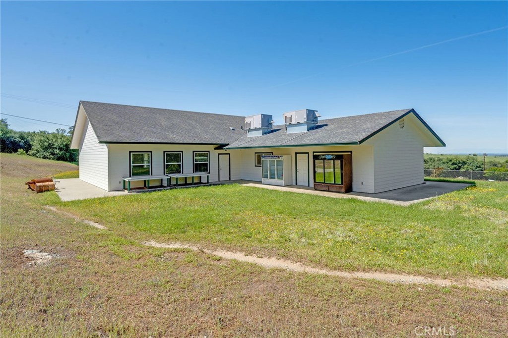 4505 Foothill Property Photo 35