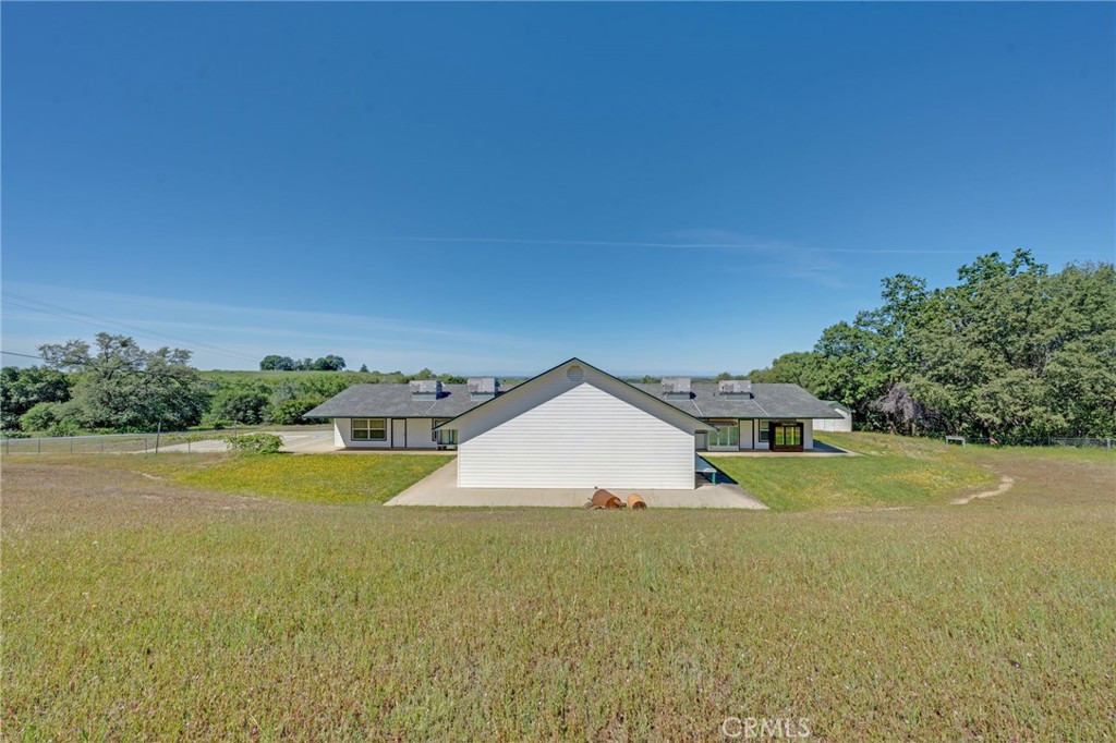 4505 Foothill Property Photo 36