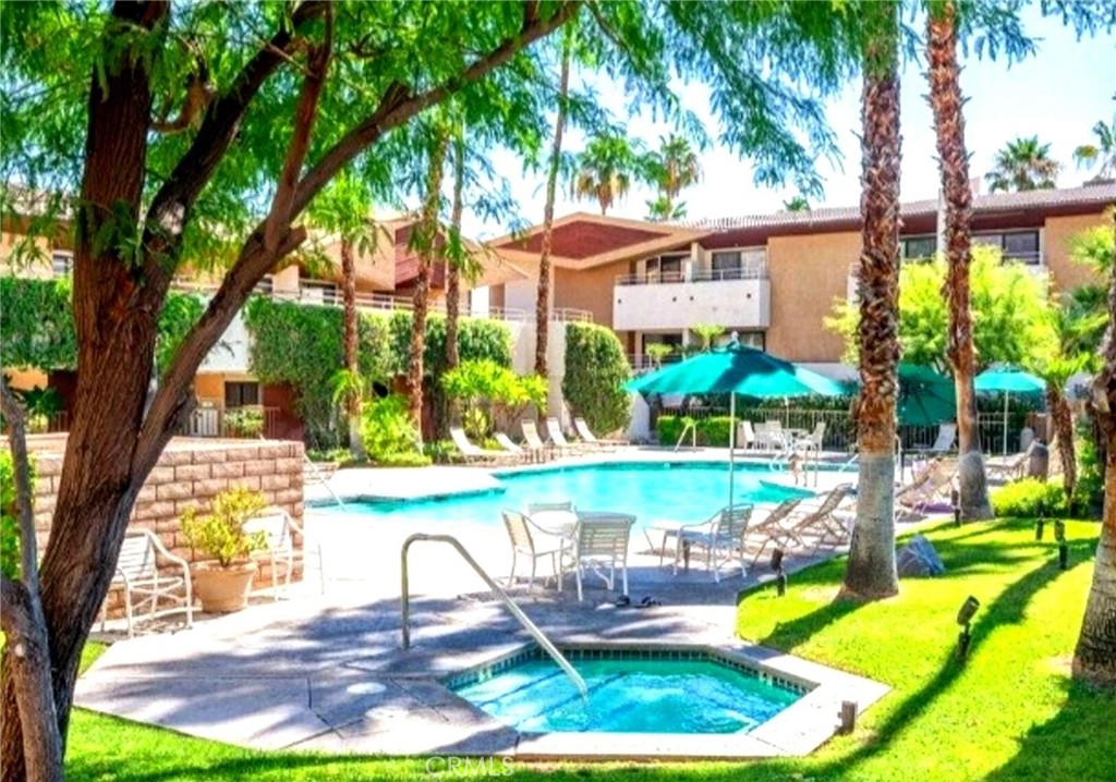 467 S Calle El Segundo D3 Property Photo 3