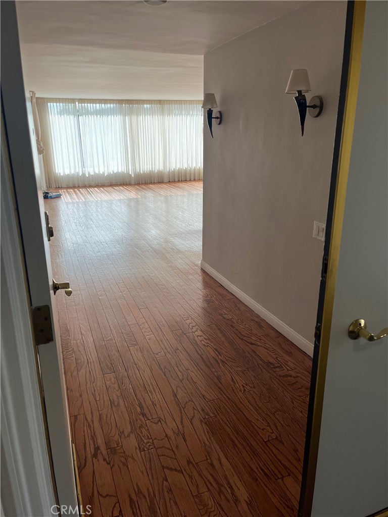 32653 Seagate Drive B Property Photo 3