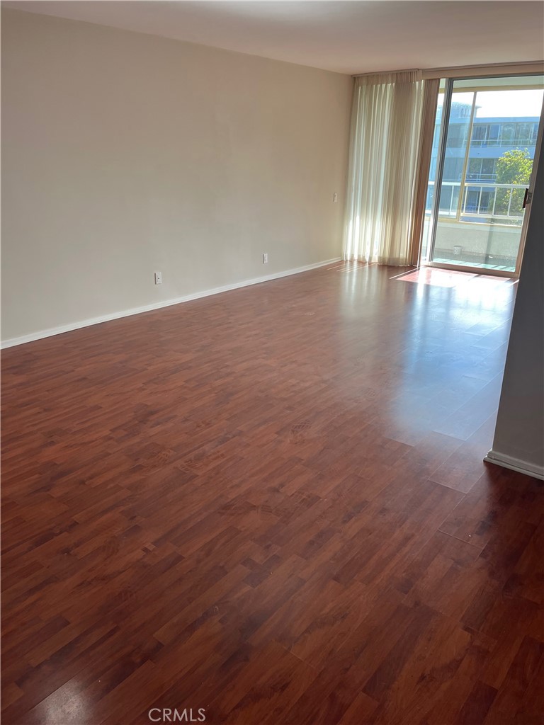 32653 Seagate Drive B Property Photo 6