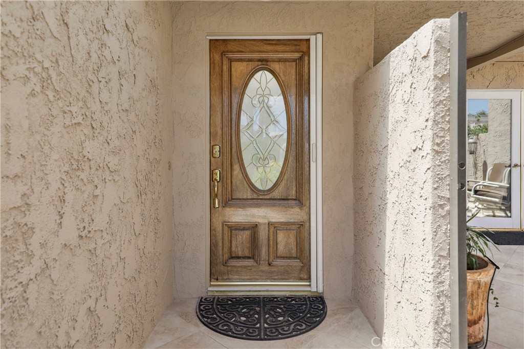 48861 Phlox Property Photo 3