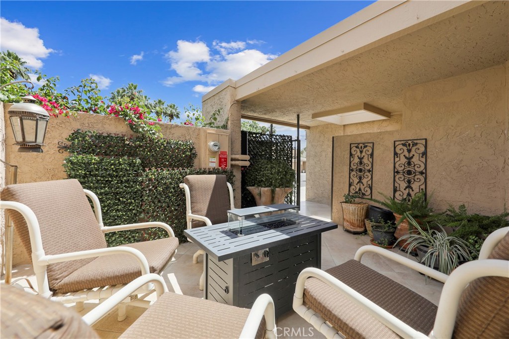 48861 Phlox Property Photo 6