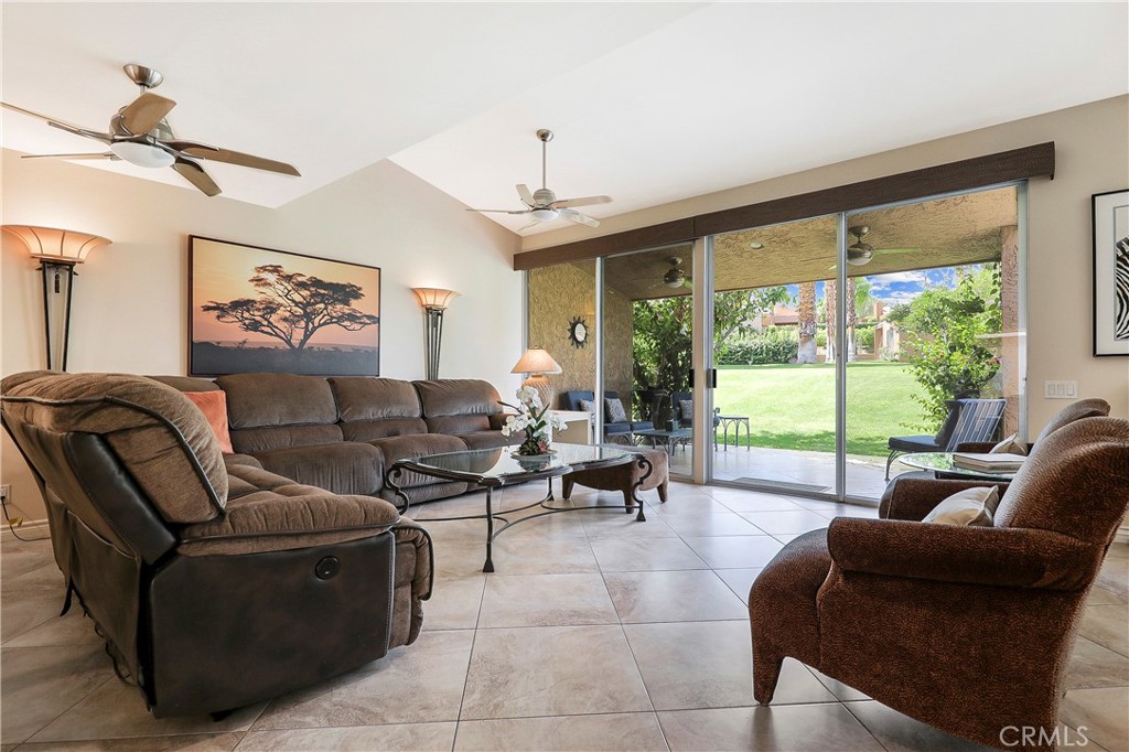 48861 Phlox Property Photo 9