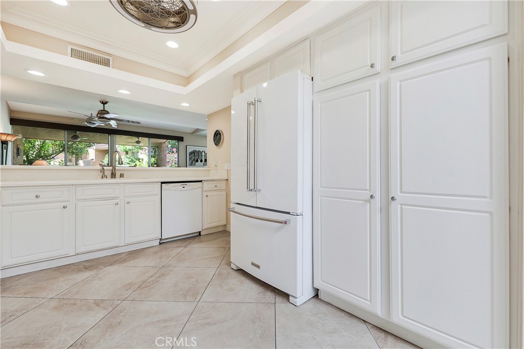 48861 Phlox Property Photo 15