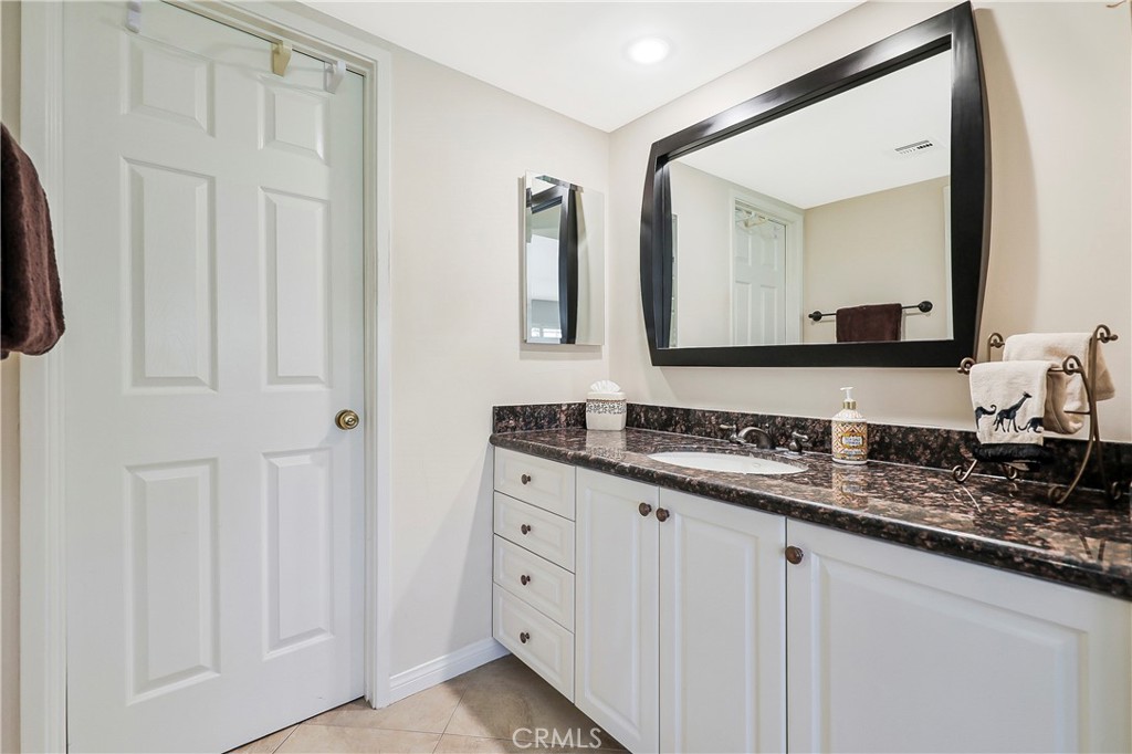 48861 Phlox Property Photo 26
