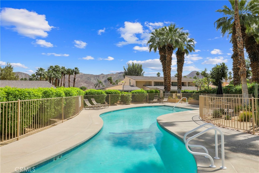 48861 Phlox Property Photo 40